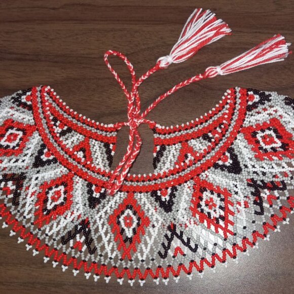 🌺 Traditional Ukrainian Beaded Sylyanka – Handmade Necklace - Picture 3 of 4